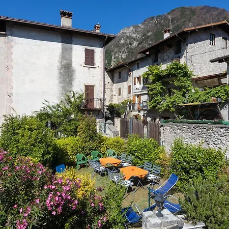 Casa Rita App 4 דירה Tremosine
